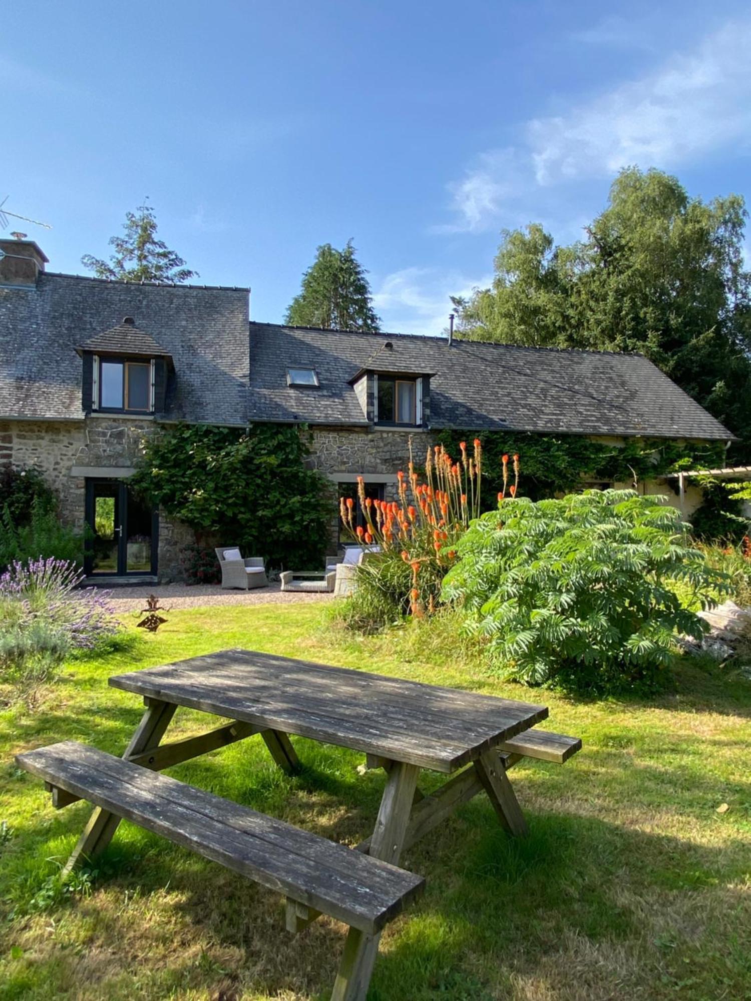 L'Hotie De Broceliande, Au Coeur Des Sites Naturels Et Legendaires Paimpont Dış mekan fotoğraf
