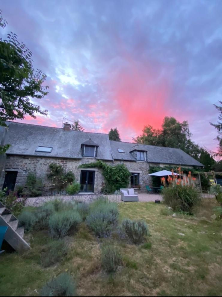 L'Hotie De Broceliande, Au Coeur Des Sites Naturels Et Legendaires Paimpont Dış mekan fotoğraf